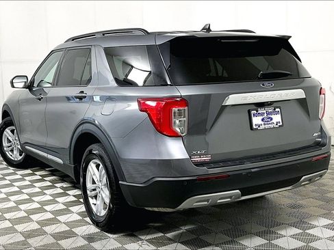 Used 2023 Ford Explorer XLT w/ Equipment Group 202A image 11