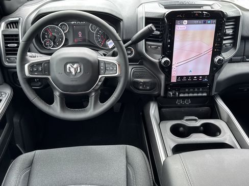 New 2025 RAM 2500 Big Horn AWD/4WD image 22