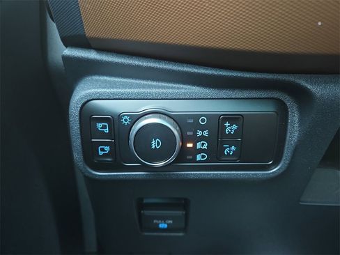 Used 2024 Ford Bronco Outer Banks image 26