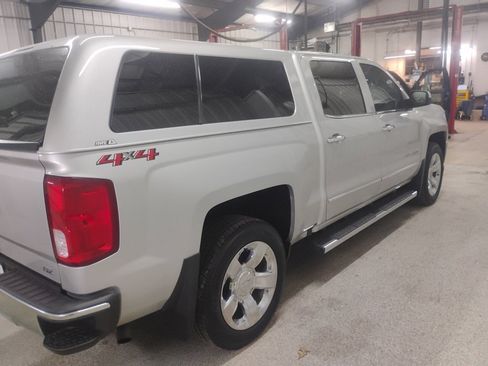 Used 2018 Chevrolet Silverado 1500 LTZ image 24