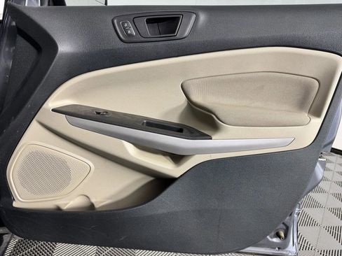 Used 2021 Ford EcoSport S image 35