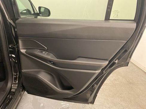 New 2026 Jeep Cherokee Limited image 28