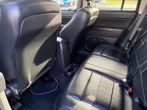 Used 2016 Jeep Patriot High Altitude image 19