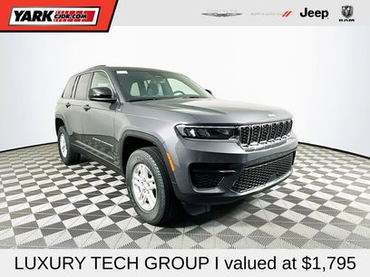 New 2025 Jeep Grand Cherokee Laredo w/ Luxury Tech Group I