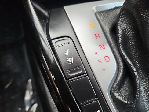 Used 2024 Kia Forte GT-Line w/ GT-Line Premium Package image 21