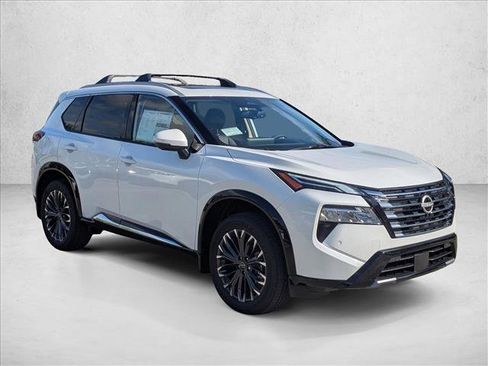 New 2026 Nissan Rogue Platinum image 6