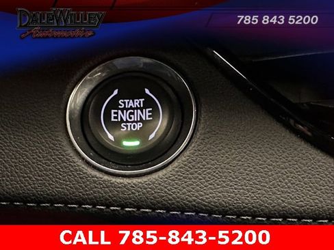 Used 2025 Buick Enclave Preferred image 13