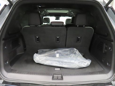 Used 2024 Chevrolet Traverse RS w/ LPO, Floor Liner Package image 42