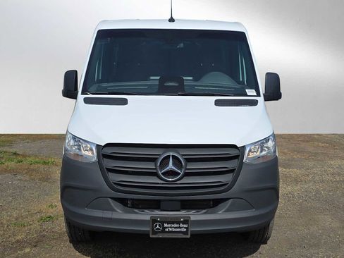 Used 2025 Mercedes-Benz Sprinter 2500 image 8