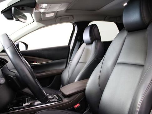 Used 2023 MAZDA CX-30 AWD 2.5 S w/ Premium Package image 11