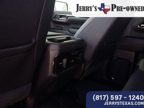 Used 2024 GMC Sierra 1500 AT4 w/ Technology Package AWD/4WD image 23