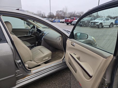 Used 2008 Nissan Maxima 3.5 SL w/ Platinum Edition Pkg image 16