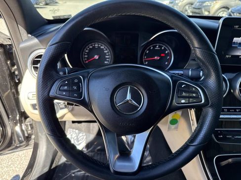 Used 2018 Mercedes-Benz C 300 Sedan image 38