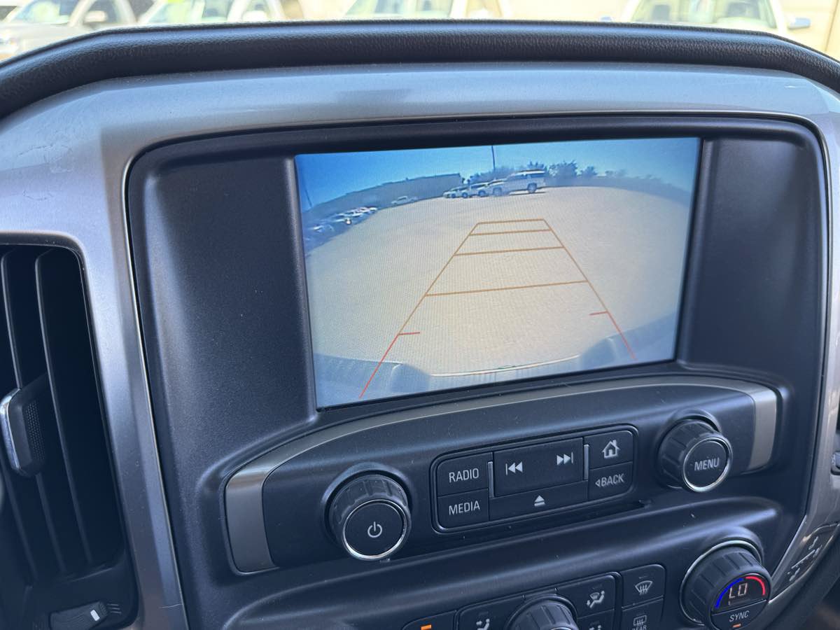 Used 2017 Chevrolet Silverado 1500 LTZ Z71 w/ LTZ Plus Package AWD/4WD image 32