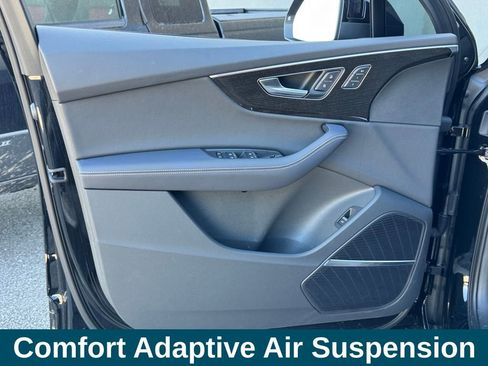 Used 2025 Audi Q7 3.0T Premium Plus image 15