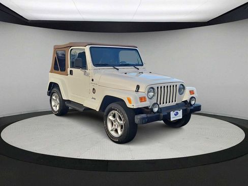 Used 2000 Jeep Wrangler Sahara image 2