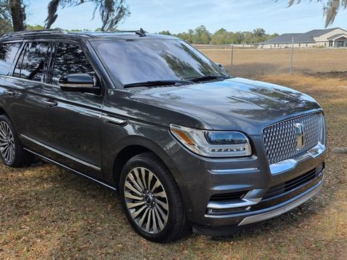 Used 2018 Lincoln Navigator Reserve w/ Technology Package image 5