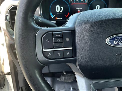 Used 2022 Ford F150 Lariat image 13