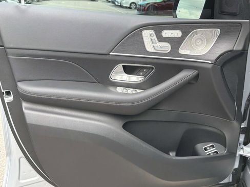 Certified 2025 Mercedes-Benz GLE 450e 4MATIC image 15