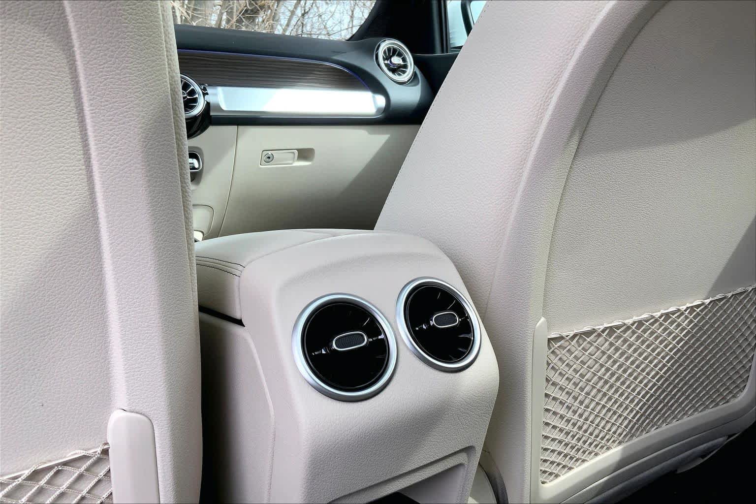 Certified 2026 Mercedes-Benz GLB 250 4MATIC image 22