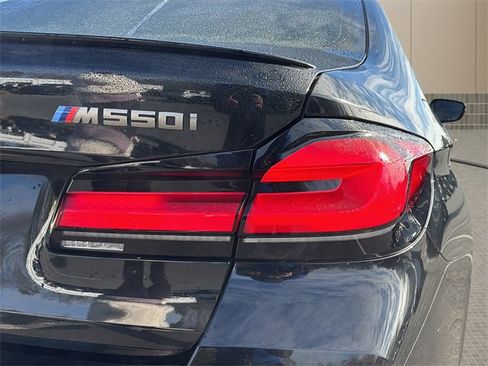 Used 2023 BMW M550i xDrive w/ Dynamic Handling Package image 13
