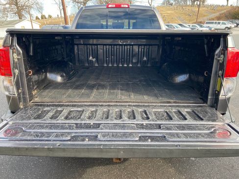 Used 2012 Toyota Tundra 4x4 Double Cab image 26