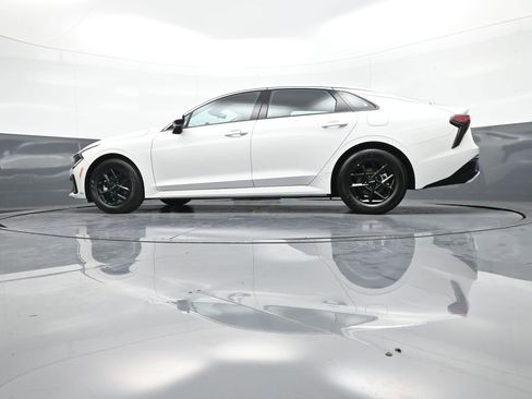 Certified 2025 Kia K5 LXS image 31