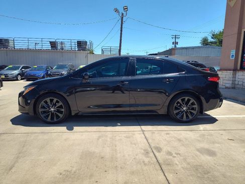 Used 2022 Toyota Corolla LE FWD image 7
