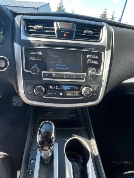 Used 2017 Nissan Altima 2.5 SV FWD image 33