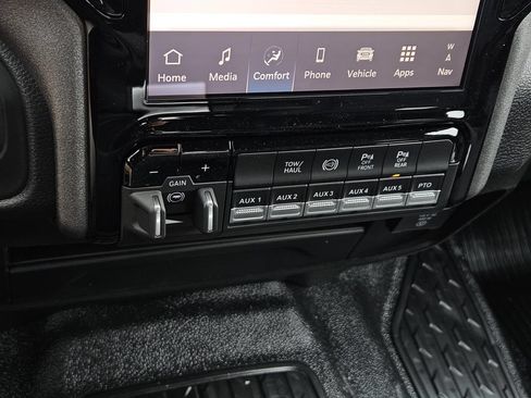 New 2026 RAM 3500 Tradesman AWD/4WD image 16