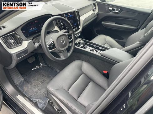 Used 2025 Volvo XC60 B5 Plus AWD/4WD image 34