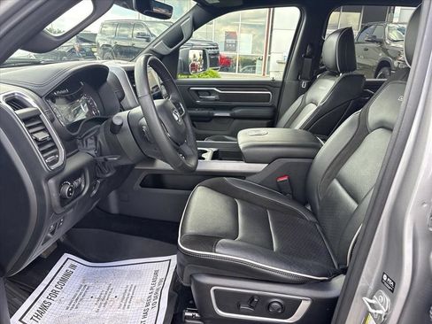 Used 2025 RAM 1500 Laramie w/ Sport Appearance Package AWD/4WD image 11