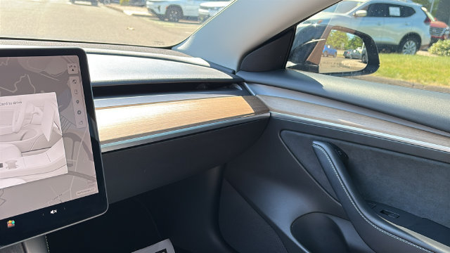 Used 2022 Tesla Model 3 Performance AWD/4WD image 18