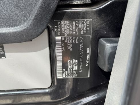 Used 2015 Mercedes-Benz Sprinter 2500 image 19