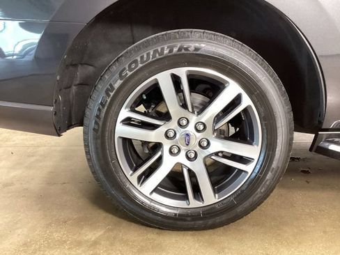 Used 2022 Ford Expedition XLT AWD/4WD image 41