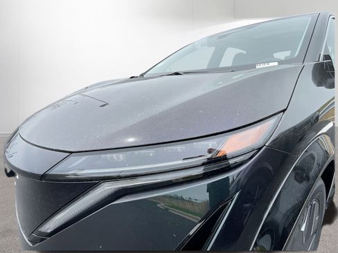 New 2023 Nissan Ariya FWD image 13