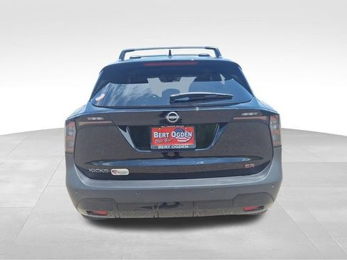 Certified 2025 Nissan Kicks SR FWD image 7