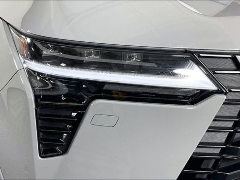 Used 2024 Lexus GX 550 image 42