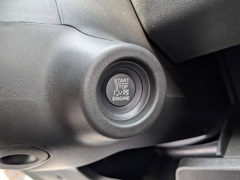 New 2025 RAM ProMaster 1500 w/ Premium Convenience Group image 18