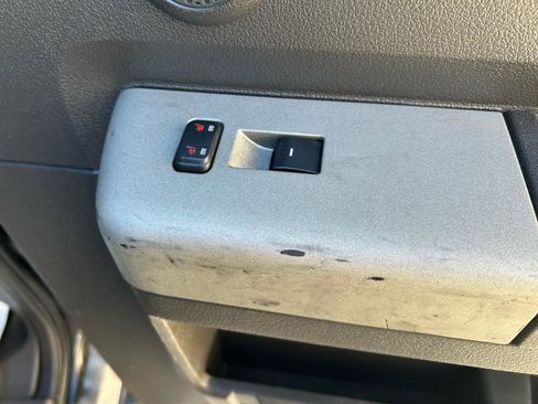 Used 2014 Ford F350 Lariat image 16