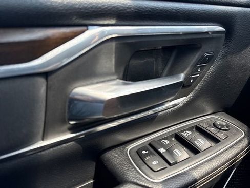 Used 2021 RAM 1500 Laramie AWD/4WD image 29