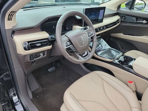 Certified 2023 Lincoln Nautilus Reserve w/ Luxury Package AWD/4WD image 24