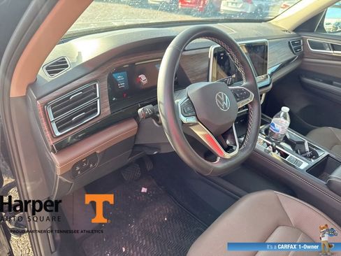 Used 2025 Volkswagen Atlas SEL image 14