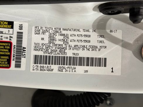 Used 2018 Toyota Tundra Limited image 32