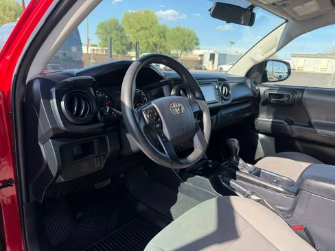 Used 2017 Toyota Tacoma SR w/ SR Convenience Package RWD image 18