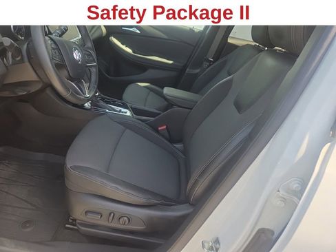 Used 2022 Buick Encore GX Select image 10