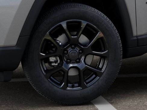 New 2026 Jeep Compass Latitude AWD/4WD image 8