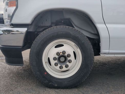 New 2024 Ford E-350 and Econoline 350 Super Duty w/ Power Windows & Locks Group RWD image 27