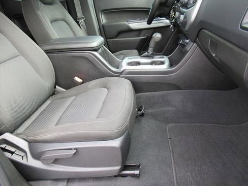 Used 2019 Chevrolet Colorado LT image 10