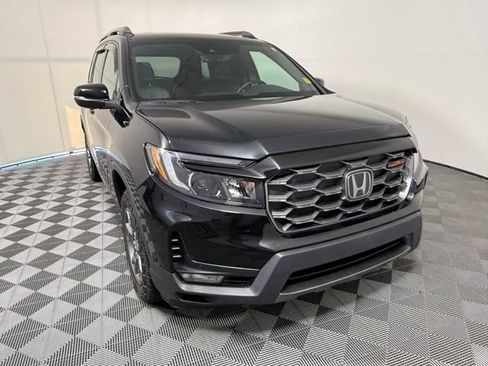 Used 2024 Honda Passport TrailSport image 8